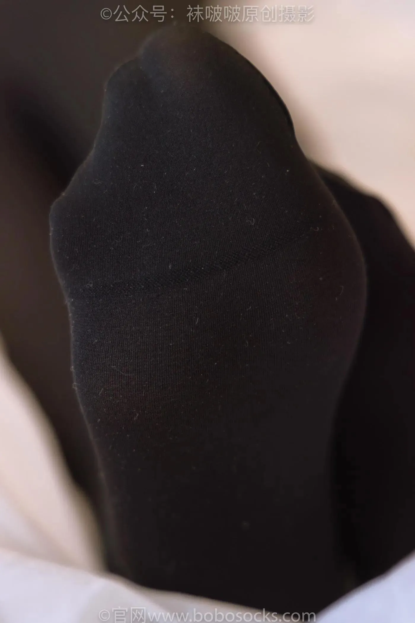 [BoBoSocks袜啵啵]NO.150 小甜豆-高跟鞋、厚黑丝 [140P]插图